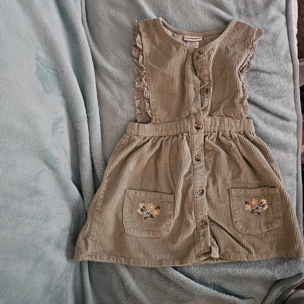 Daisy Fuentes Green Matching Set with Cuoduroy Dress Floral Long Sleeve Tee